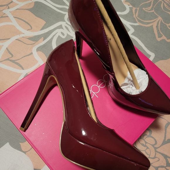 Oxblood 8.5 pumps - Picture 4 of 5